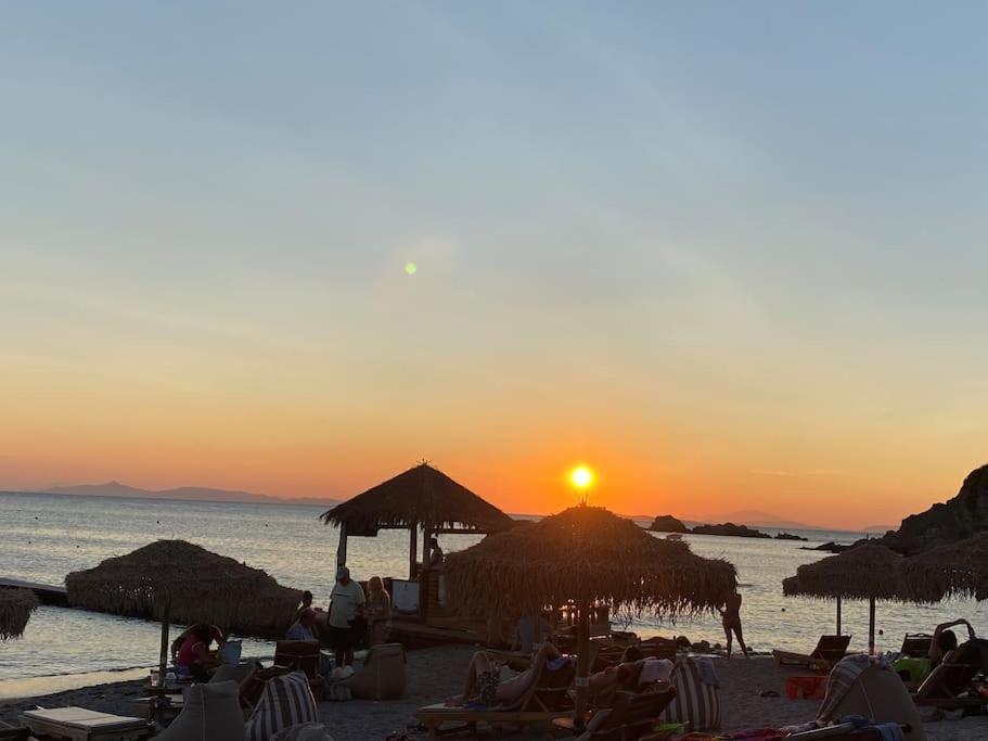 Eagles Nest Villa Athenian Riviera In Aghia Marina Near Lagonisi, Next To The Beach Close To Athens Airport Agia Marina  Bagian luar foto